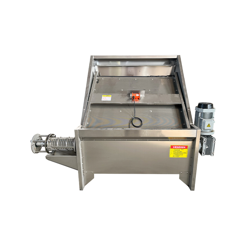 Separator solid-lichid cu ecran înclinat Separator solid-lichid cu ecran înclinat